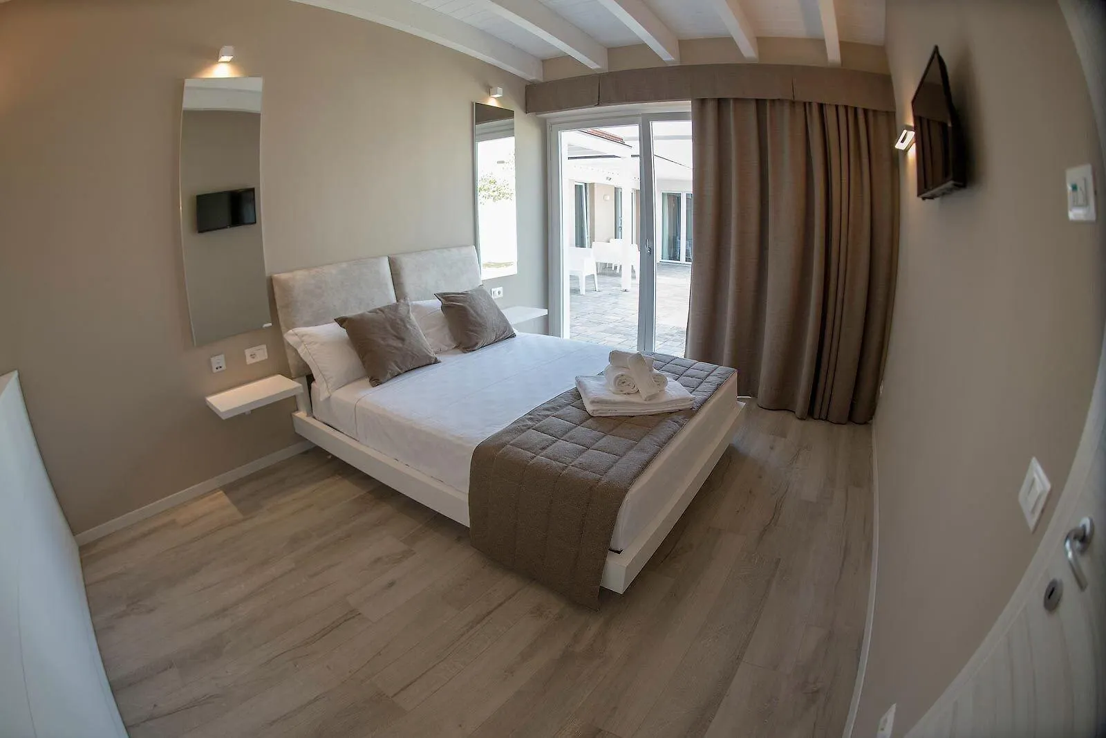 Aurora Aparthotel Peschiera del Garda