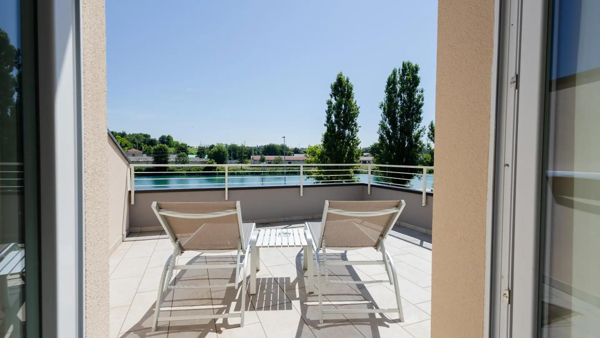 Aurora Aparthotel Peschiera del Garda