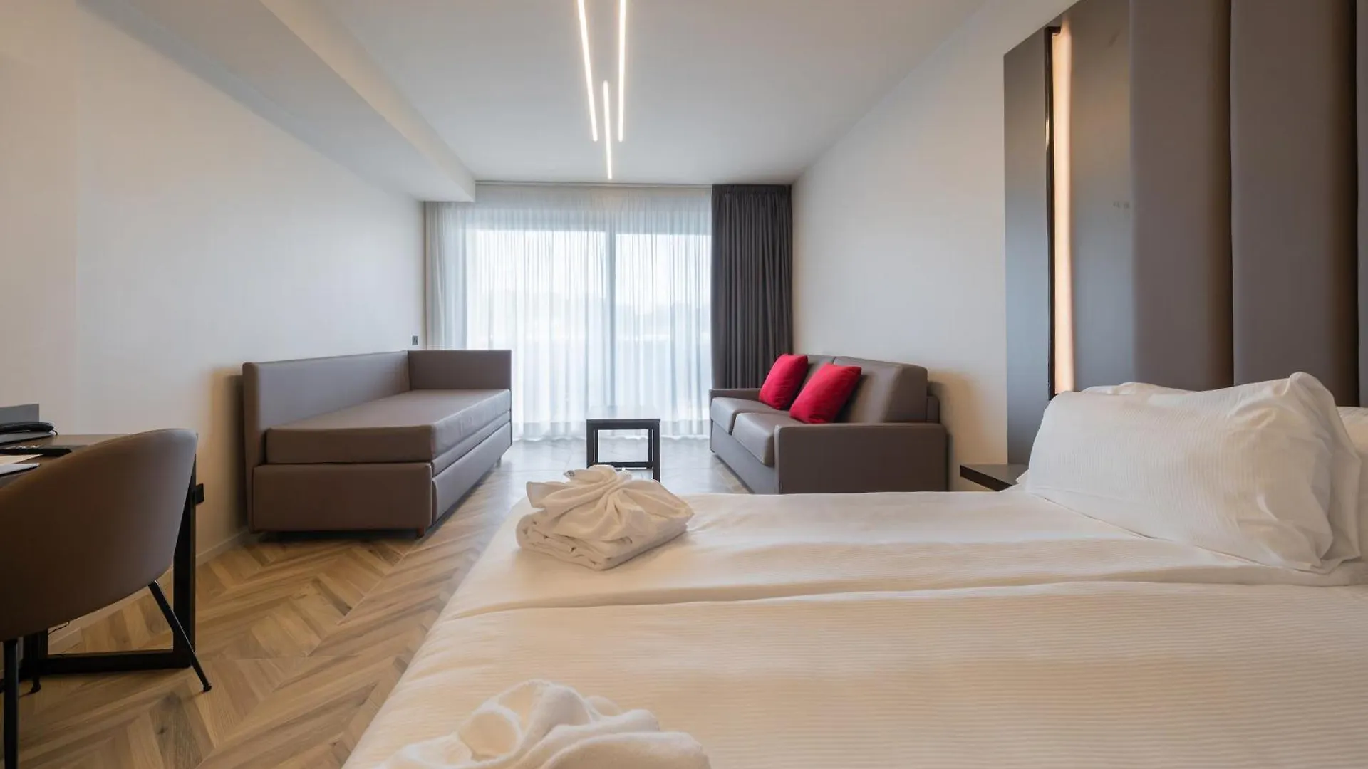 Aurora Aparthotel Peschiera del Garda