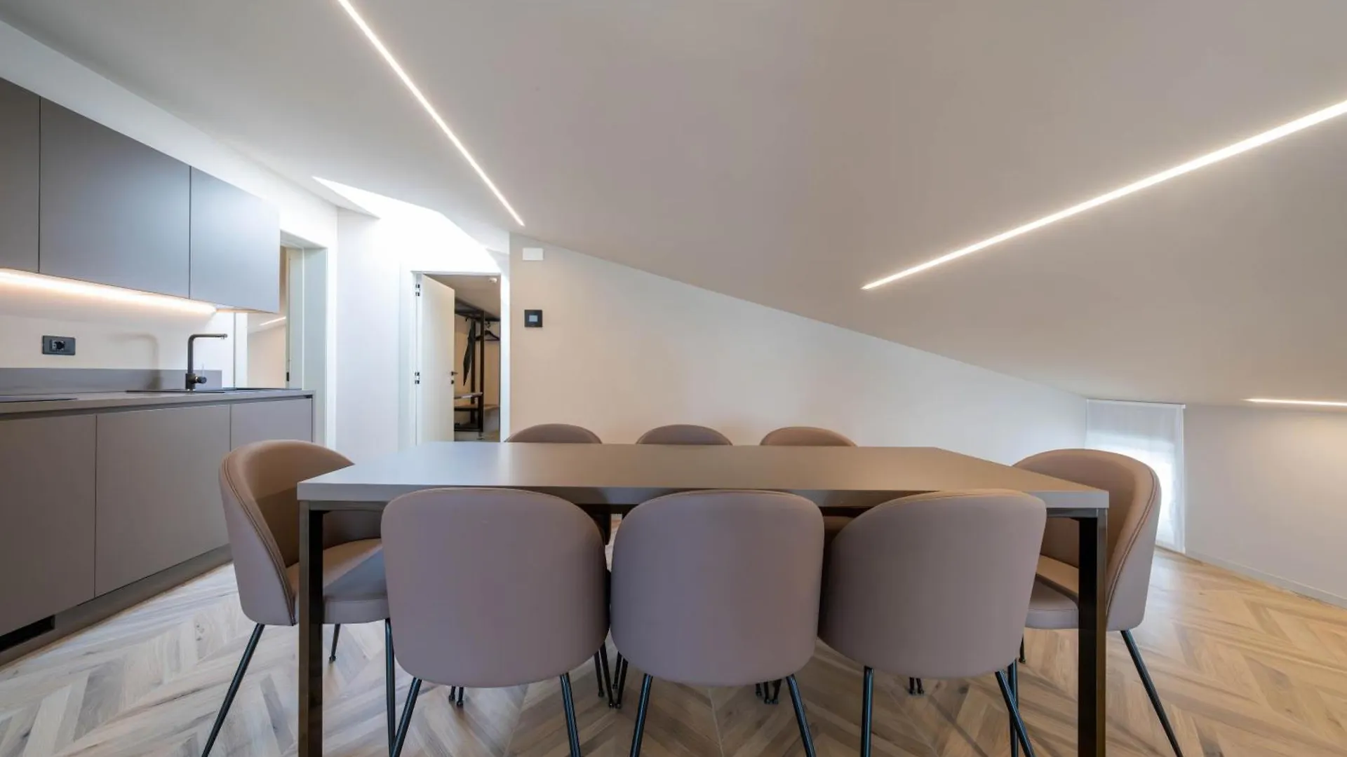 Aurora Aparthotel Peschiera del Garda