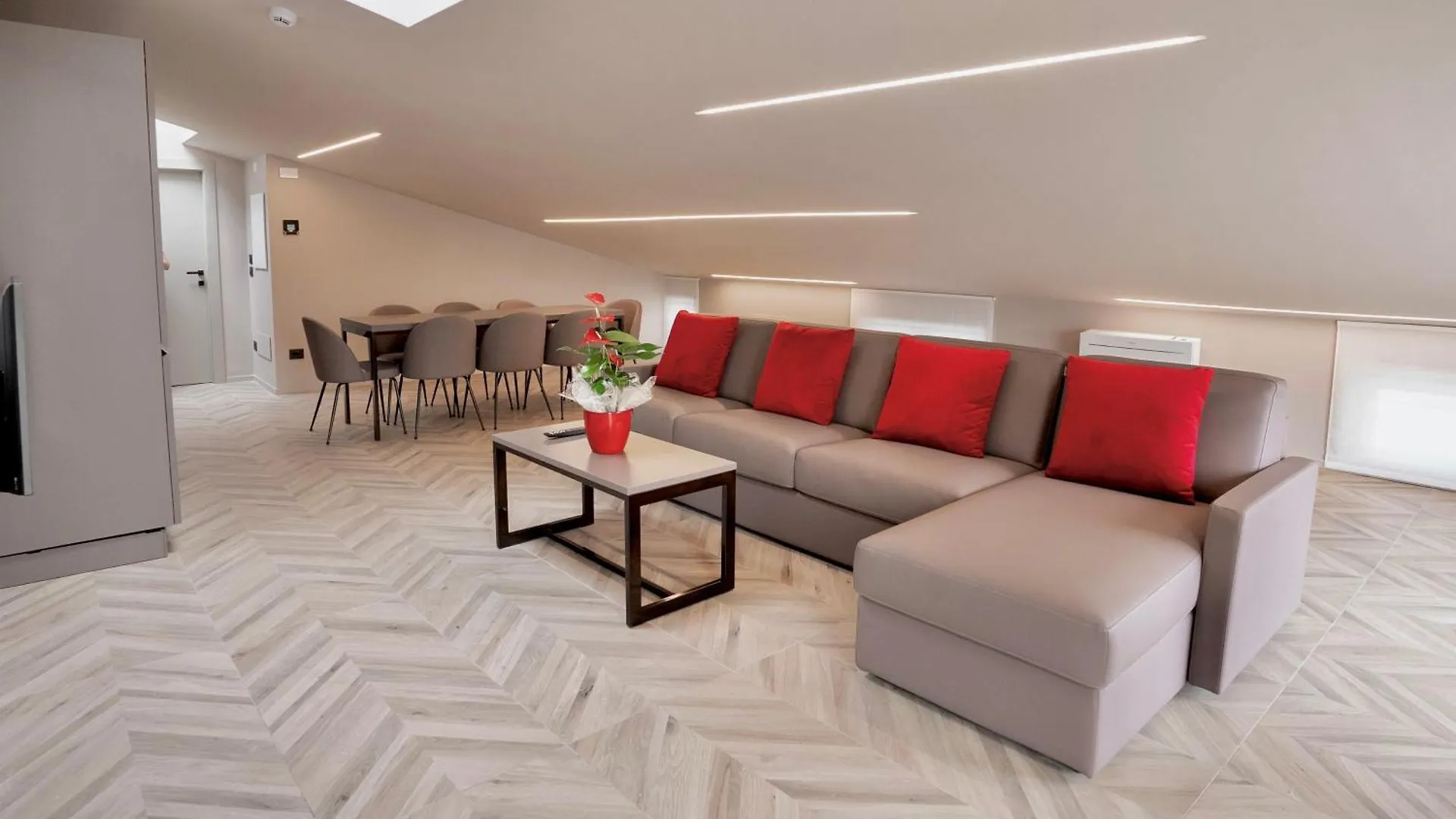 Aurora Aparthotel Peschiera del Garda