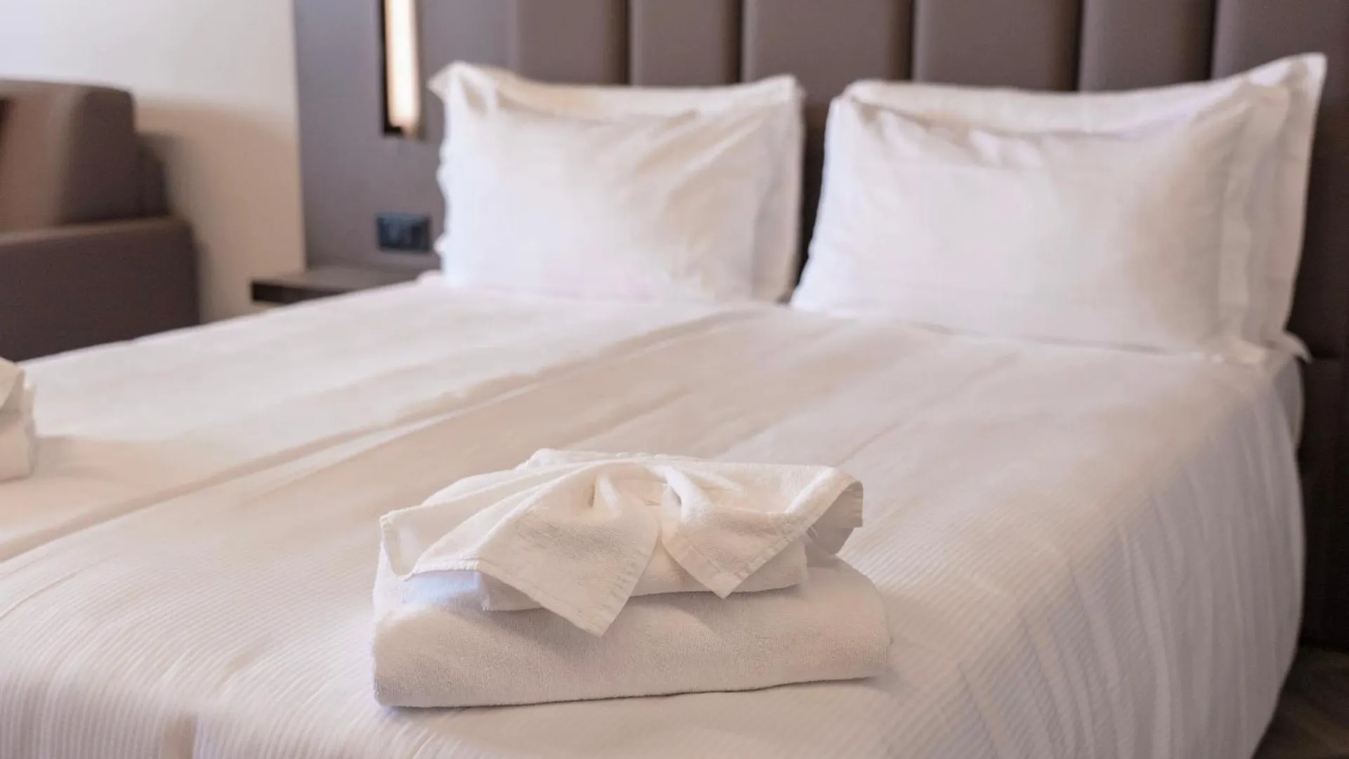 Aurora Aparthotel Peschiera del Garda
