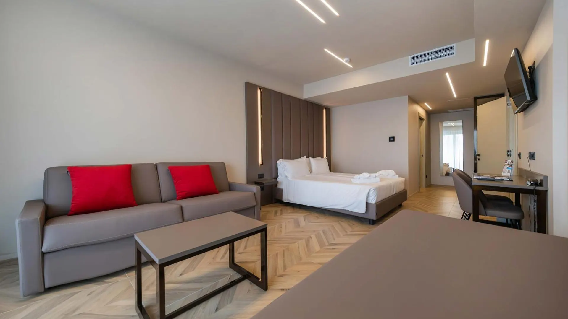 Aurora Aparthotel Peschiera del Garda Italien